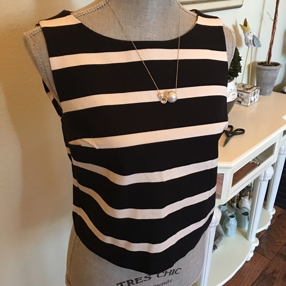 New - Banana Republic top
